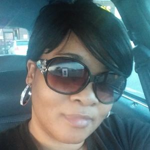 Meet your Posher, Sandy